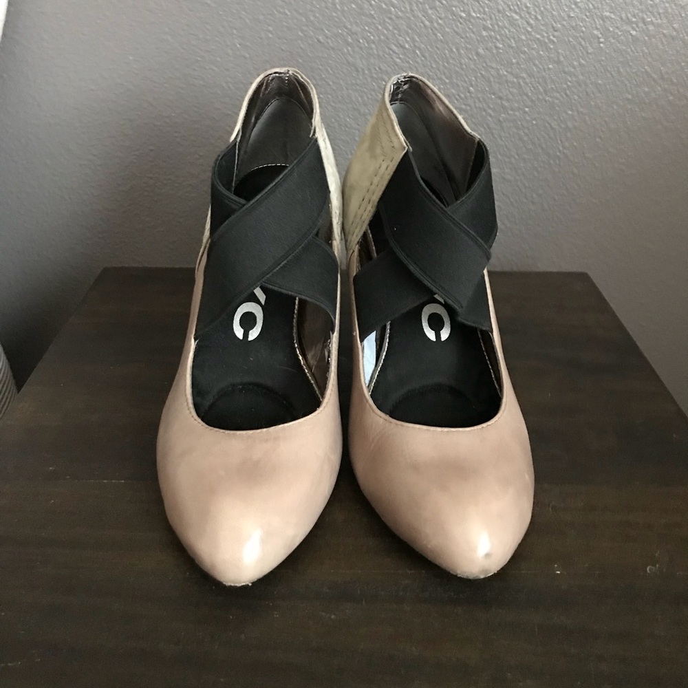 DKNYC “Teela” Pump in Clay size 8